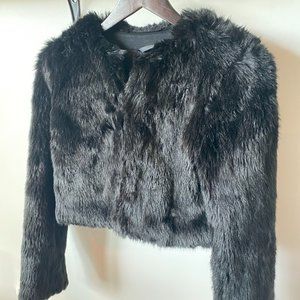 Artizia Babaton Black Faux Fur Crop Jacket Size S